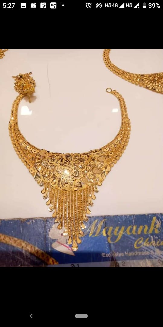 neckles